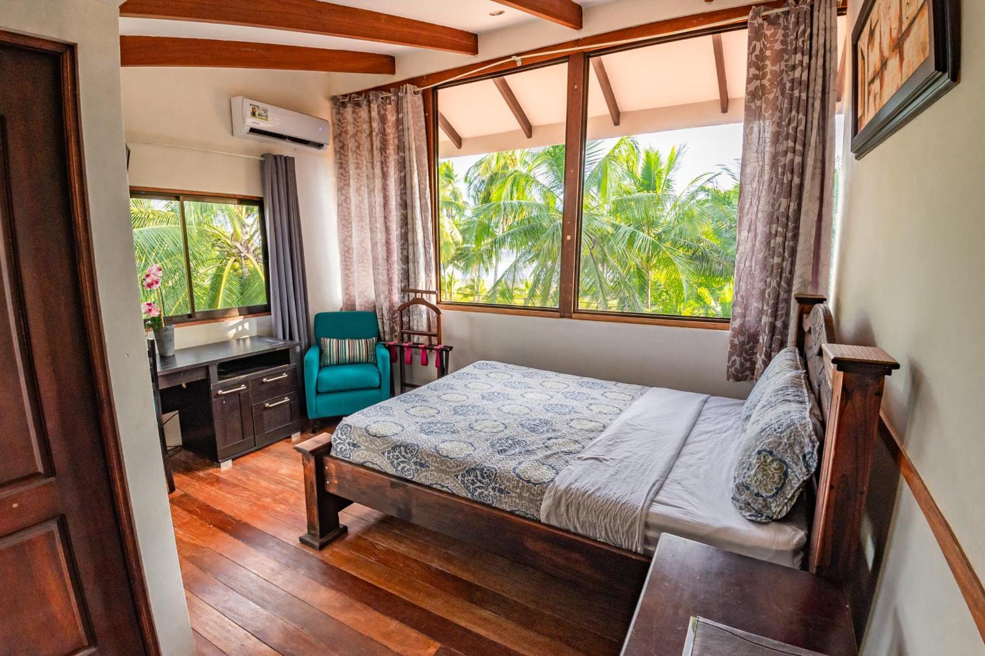 Sunset Del Mar Beach Resort เอสเตริโญส เอสเต ภายนอก รูปภาพ