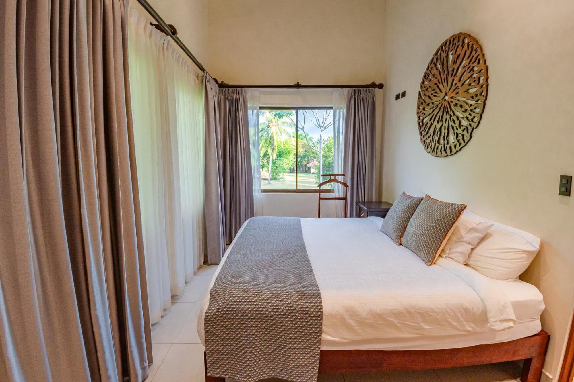 Sunset Del Mar Beach Resort เอสเตริโญส เอสเต ภายนอก รูปภาพ